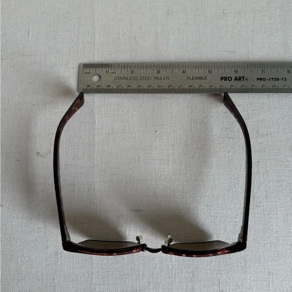 Maui Jim Kawika Brown Tortoise Sunglasses - Picture 10 of 15